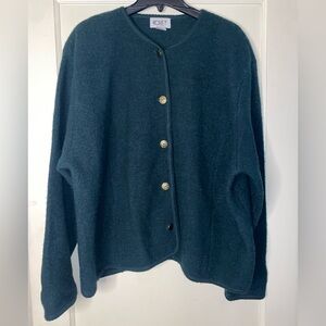 Vintage KORET Women's 3X Green Sweater 100% Wool Cardigan Unique Gold Buttons